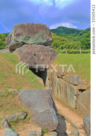 Ishimakitai burial mound 33505412