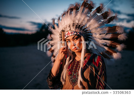 Portrait of young American Indian woman on sunset Portrait of young American Indian woman on sunset 33506363