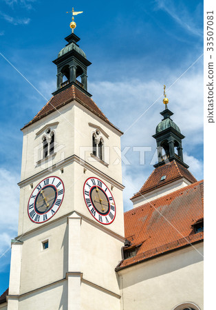 Neupfarrkirche Church in Regensburg, Germany Neupfarrkirche Church in Regensburg, Germany 33507081