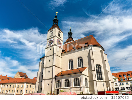Neupfarrkirche Church in Regensburg, Germany Neupfarrkirche Church in Regensburg, Germany 33507083