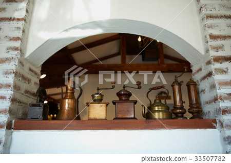 Kettle, Coffee grinder 33507782