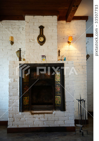 壁爐 33507783