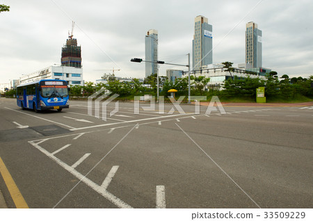 Songdo, Yeonsu-gu, Incheon 33509229