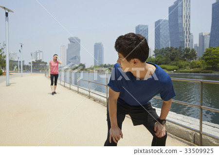 Couple, Sports, Central Park, Songdo, Yeonsu-gu, Incheon 33509925