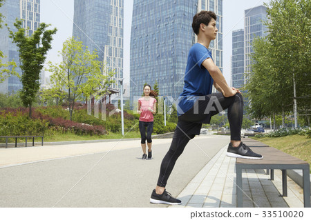 Couple, Sports, Central Park, Songdo, Yeonsu-gu, Incheon Couple, Sports, Central Park, Songdo, Yeonsu-gu, Incheon 33510020
