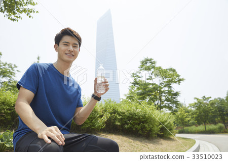 Man, Sports, Central Park, Songdo, Yeonsu-gu, Incheon 33510023