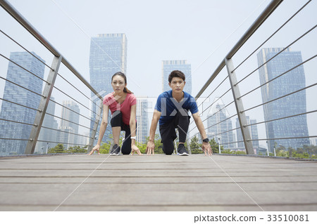 Couple, Sports, Central Park, Songdo, Yeonsu-gu, Incheon Couple, Sports, Central Park, Songdo, Yeonsu-gu, Incheon 33510081