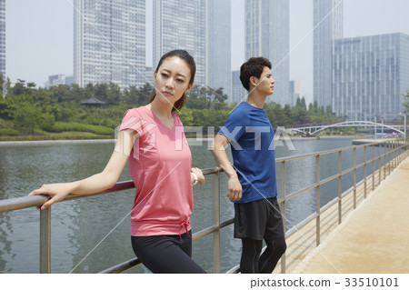 Couple, Sports, Central Park, Songdo, Yeonsu-gu, Incheon 33510101