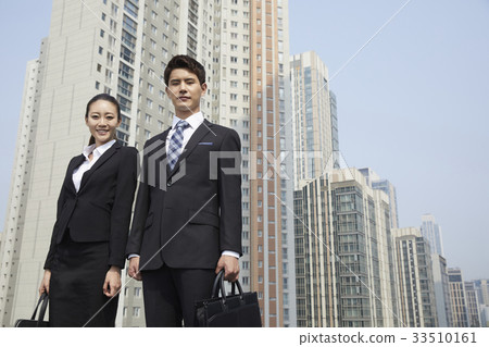 Businessman, Business Woman, Songdo, Yeonsu-gu, Incheon 33510161