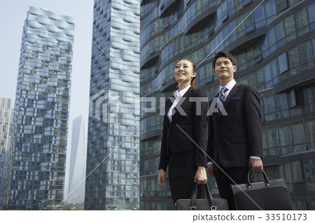 Businessman, Business Woman, Songdo, Yeonsu-gu, Incheon 33510173