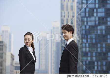 Businessman, Business Woman, Songdo, Yeonsu-gu, Incheon Businessman, Business Woman, Songdo, Yeonsu-gu, Incheon 33510323