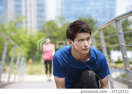 Couple, Sports, Songdo, Yeonsu-gu, Incheon 33510331