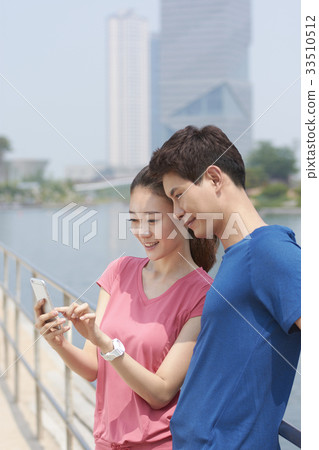Couple, Sports, Central Park, Songdo, Yeonsu-gu, Incheon 33510512
