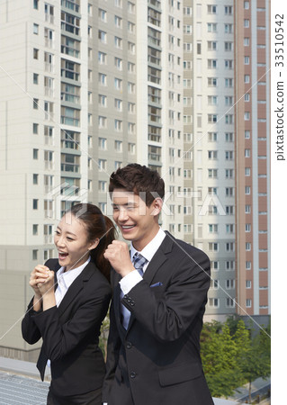 Businessman, Business Woman, Songdo, Yeonsu-gu, Incheon 33510542