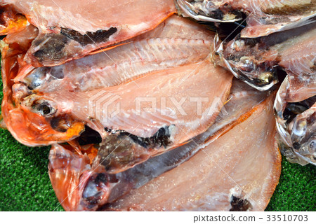 Dried kimono-bait 33510703