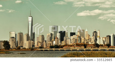 Manhattan downtown skyline Manhattan downtown skyline 33512665
