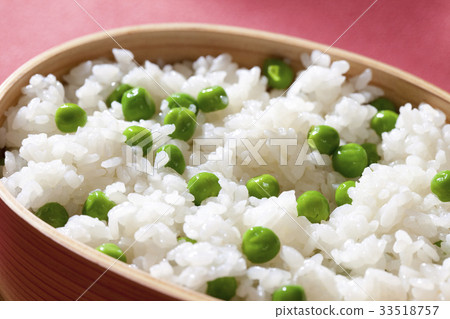 Bean-dressed box lunch 33518757