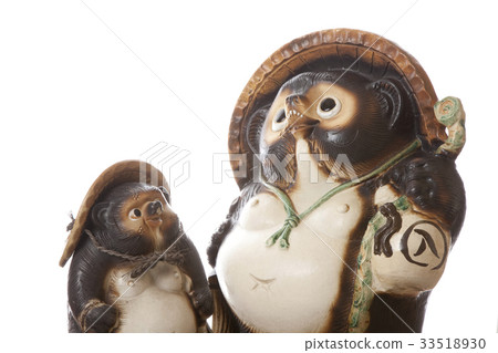 Shigaraki raccoon dumpling 33518930