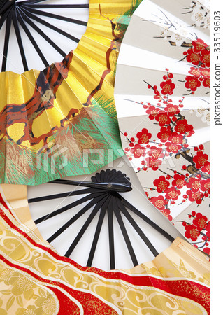 Fan pattern arranged side by side 33519603