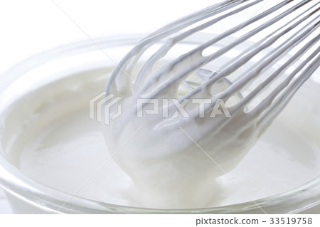 Fresh cream whip 33519758