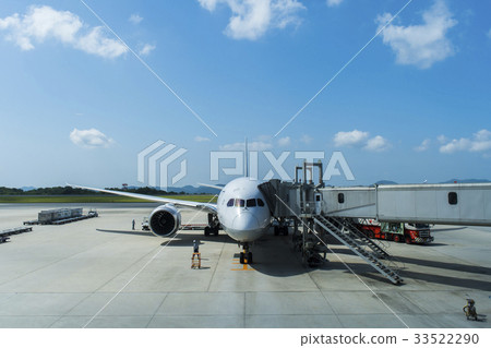 Airport 33522290