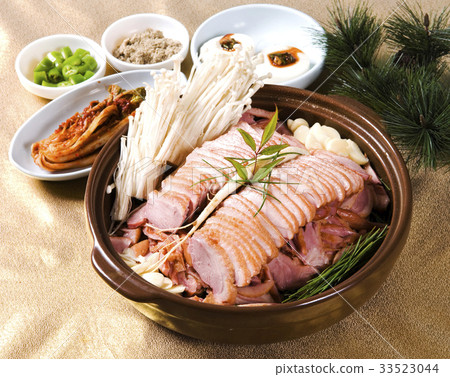 Smoked duck 33523044