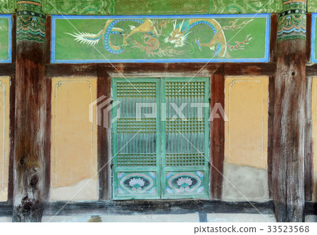 全羅南道麗水市Heungguk寺 全羅南道麗水市Heungguk寺 33523568