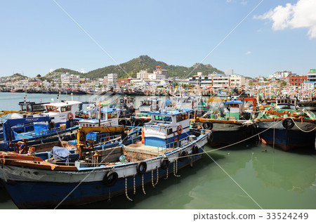 Yudal Mountain, Mokpo Harbor, Mokpo City, Jeonnam Yudal Mountain, Mokpo Harbor, Mokpo City, Jeonnam 33524249