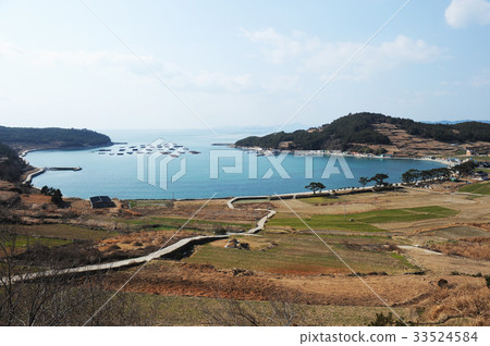 Cheongsan-do, Wando-gun, Jeonnam 33524584