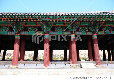 Yeosu Jinnam-gu (National treasure No. 304), Yeosu, Jeonnam Yeosu Jinnam-gu (National treasure No. 304), Yeosu, Jeonnam 33524601