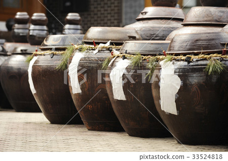 Changdok, Sunchang Traditional Kochujang Folk Village, Sunchang County, Jeonbuk Province 33524818