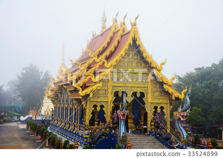 Wat Rong Sua Ten, Chiang Rai Wat Rong Sua Ten, Chiang Rai 33524899