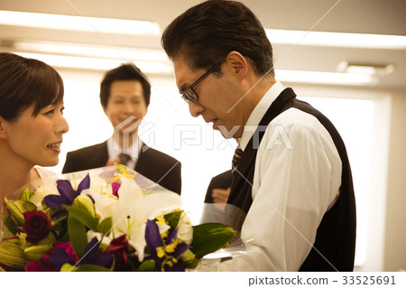 企業商人男性退休 33525691