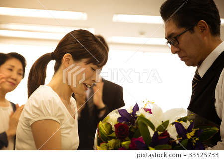 企業商人男性退休 企業商人男性退休 33525733