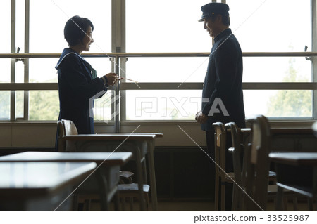 高年級學生年齡記憶圖像 高年級學生年齡記憶圖像 33525987