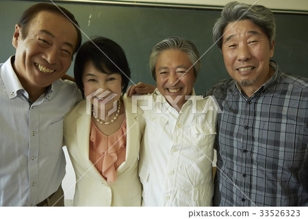 Senior senior school visit 33526323