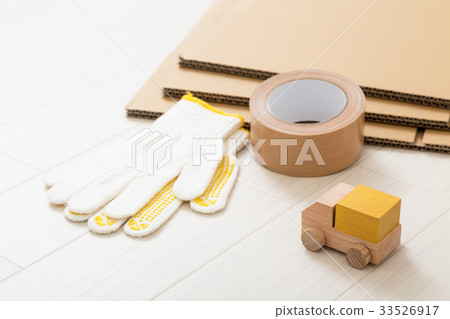Cardboard Cardboard 33526917