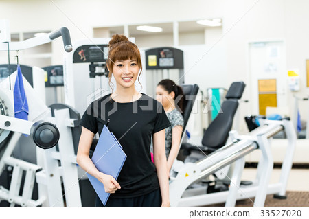 Young woman, gym, fitness, trainer 33527020