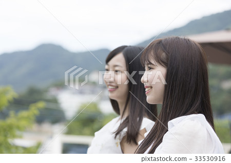 女人的夫婦享受旅行 女人的夫婦享受旅行 33530916