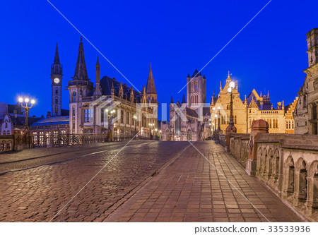 Gent cityscape - Belgium 33533936