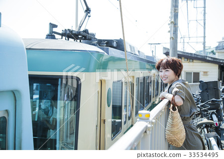 女性旅行湘南恩佐德短途旅行獨自散步 33534495