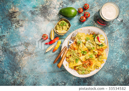 Yellow corn nacho chips Yellow corn nacho chips 33534582