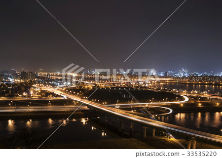 濱江北路 33535220
