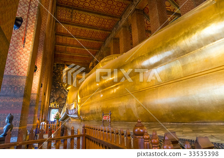 曼谷,Wat Pho,開花的菩薩菩薩寺廟 曼谷,Wat Pho,開花的菩薩菩薩寺廟 33535398