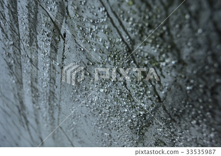 Tunnel condensation Tunnel condensation 33535987