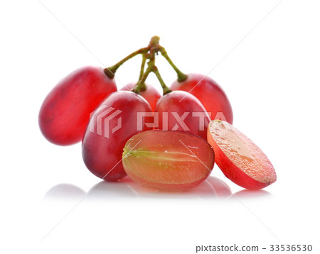 grape isolated on white grape isolated on white 33536530