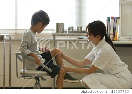 護士和男孩 33537753