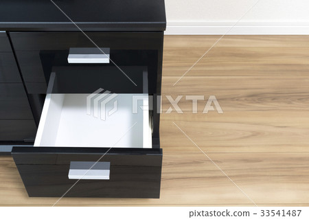 Black chest Black chest 33541487