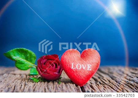 Red rose and heart Red rose and heart 33542703