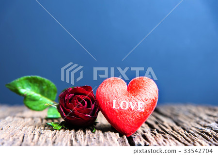 Red rose and heart Red rose and heart 33542704